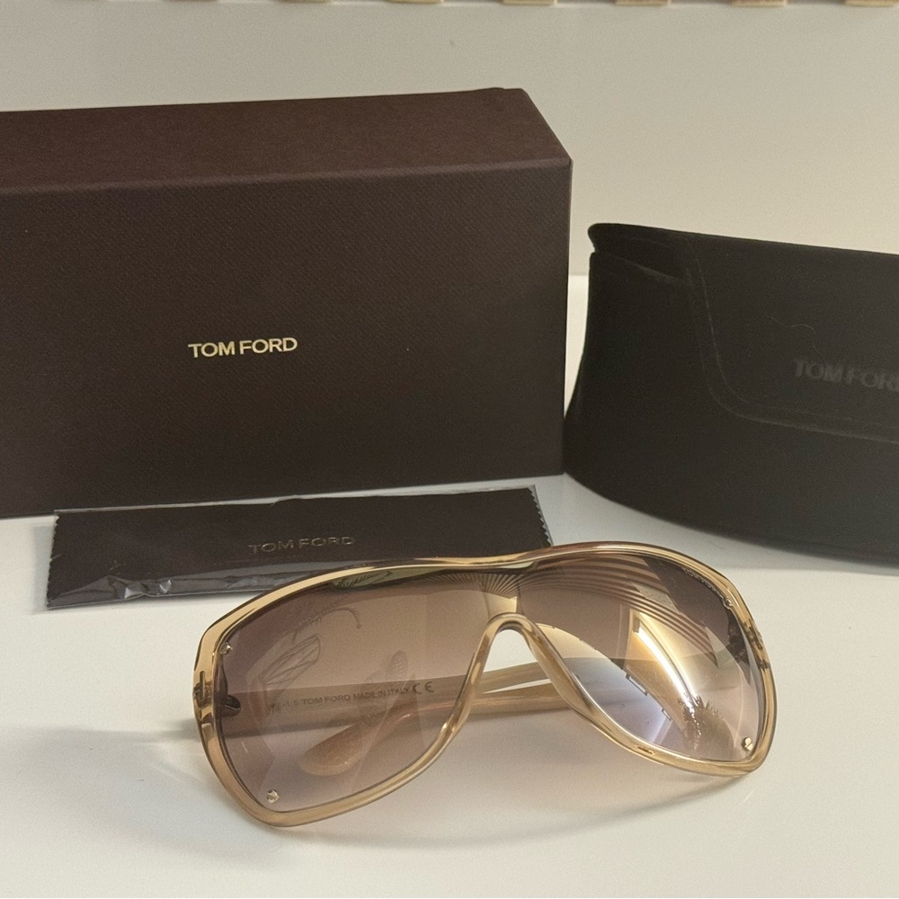 Tom Ford Ekaterina sunglasses champagne plastic